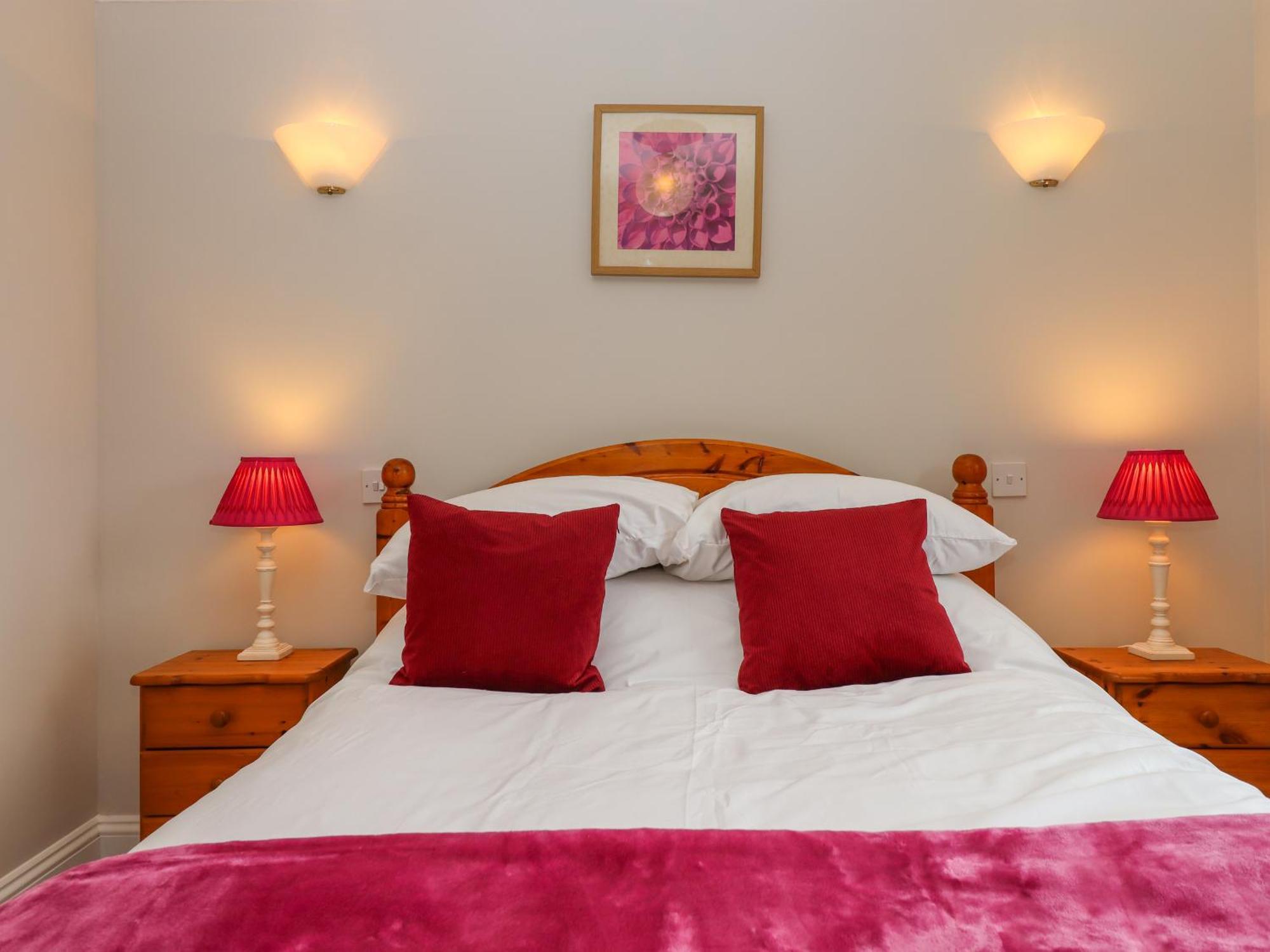 Hole Park Villa โฮลส์เวิร์ทธี ภายนอก รูปภาพ